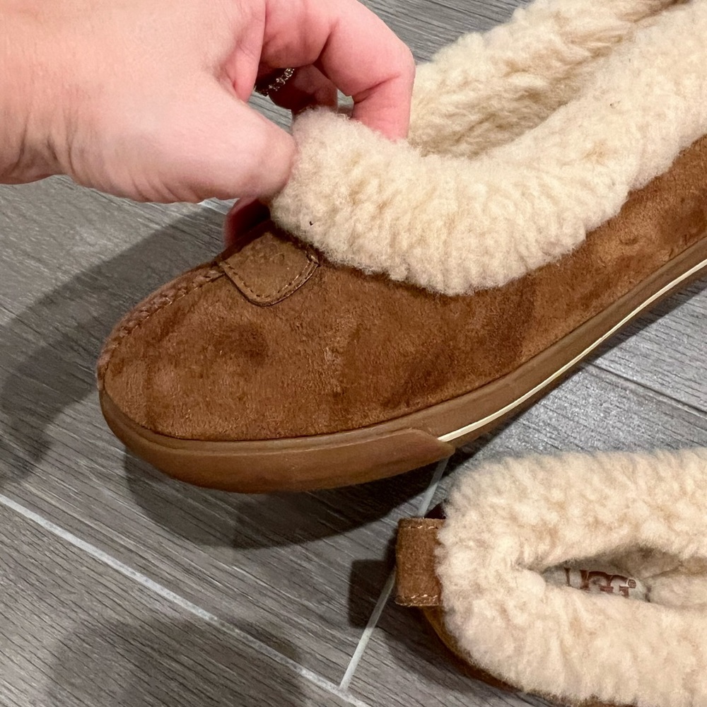 UGG shearling slippers with sneaker bottom - Picture 6 of 6
